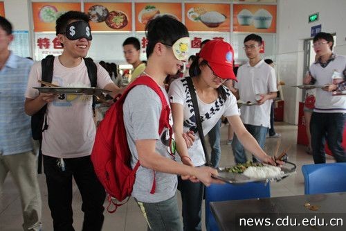 20130513_f3bdc01f146272abfc4d4YzJ7VK447HX.jpg