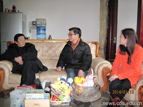 2.校党委宋副书记看望老领导.jpg