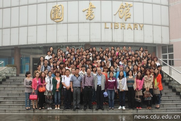 4培训学院全体合影.jpg