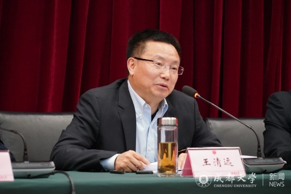 XCB08118-2.jpg