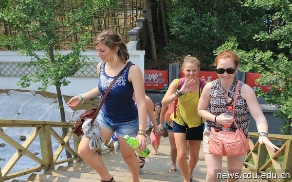 20130514_4a50a934e2f6416a7163tTWQRPXm343T[1].jpg