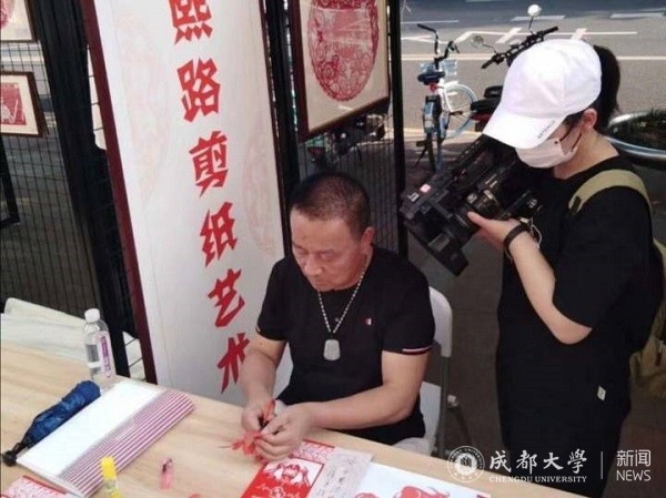 图3.jpg