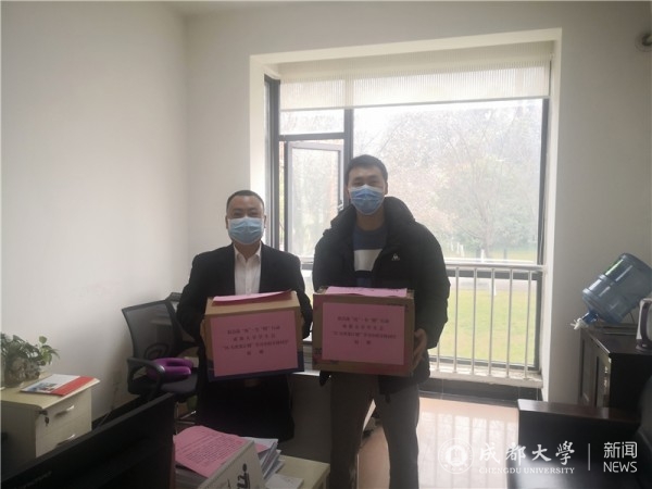 学校接受21天改变计划学习小组捐赠口罩1000只.jpg