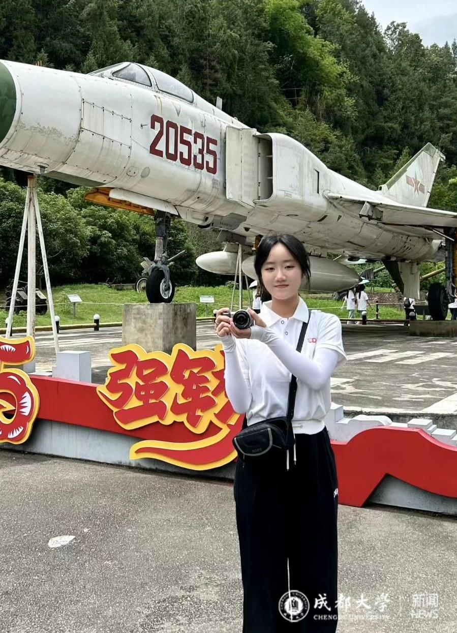 余晓霁.jpg