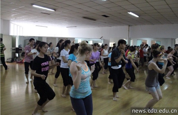 20130514_3da1f8d55e7bad40d55aJa5l6Qv6i5A8[1].jpg